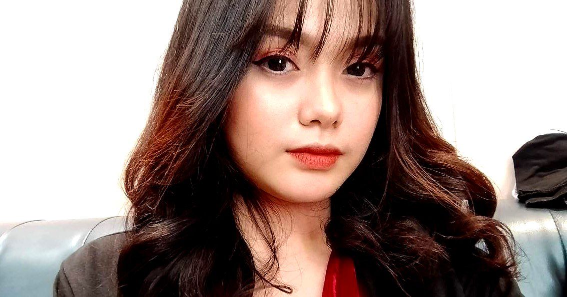 Một ngày đi làm mệt mỏi của cô em học sinh năm nhất