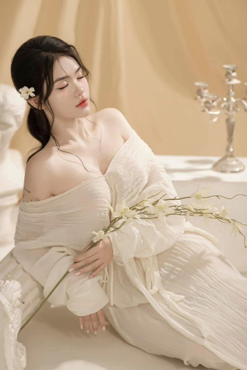 Vụng trộm quan hệ hikaru nagi ngay bên cạnh bạn gái